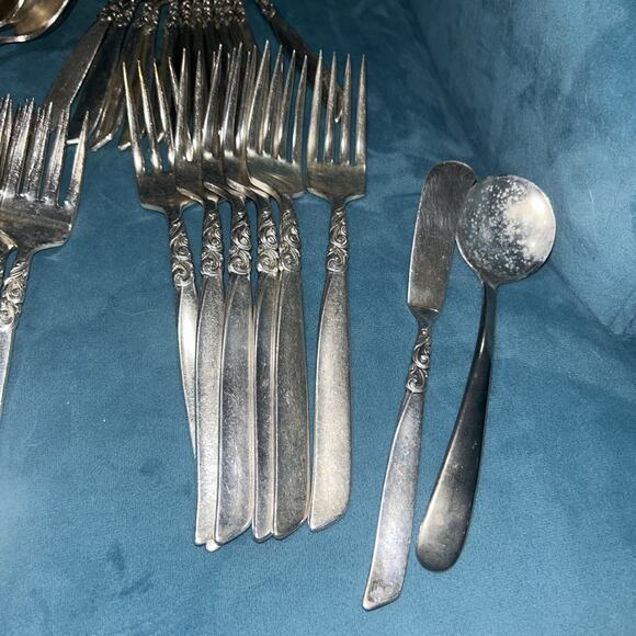 Vintage Community South Seas Flatware Silverplate Set/Lot 47 Piece Lot - Picture 4 of 6